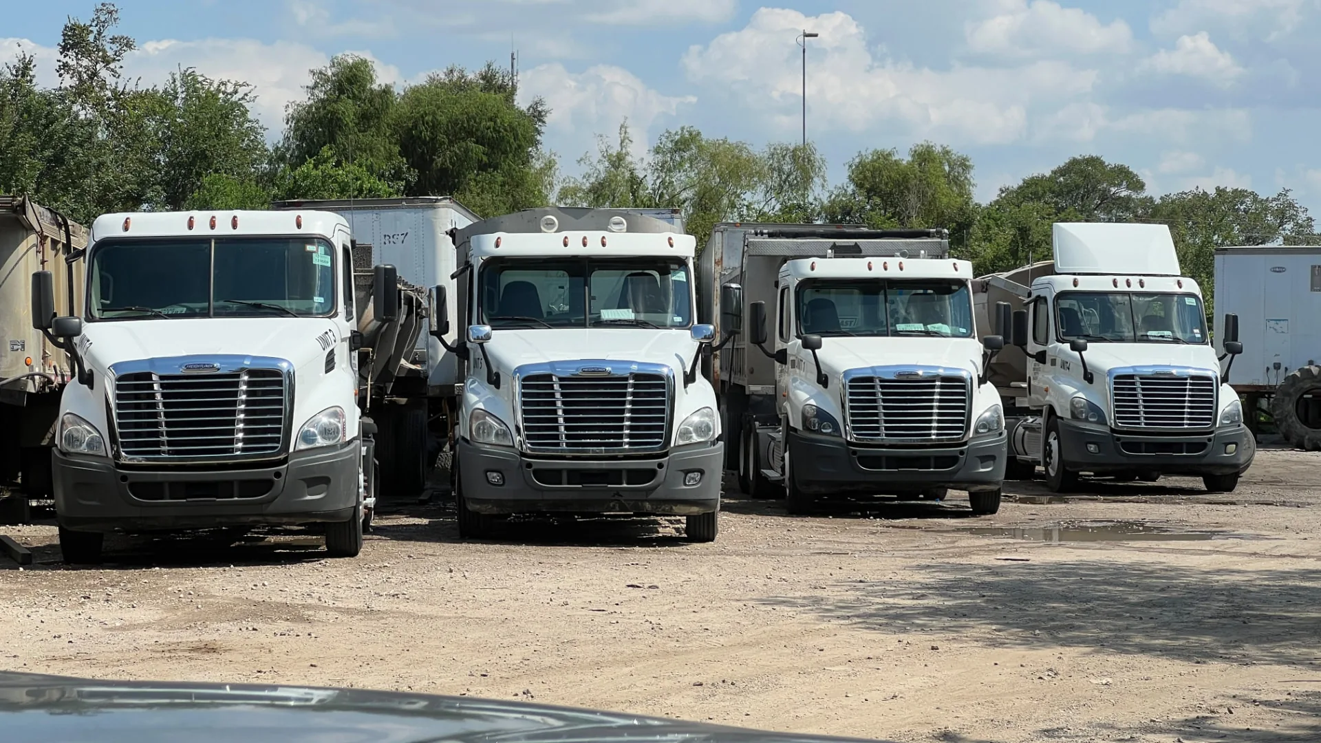 Valley Us dump trucks parked together at their Texas operation